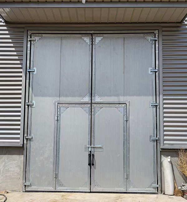 夏河工业平开门