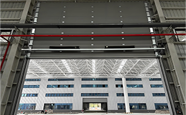 夏河工业提升门