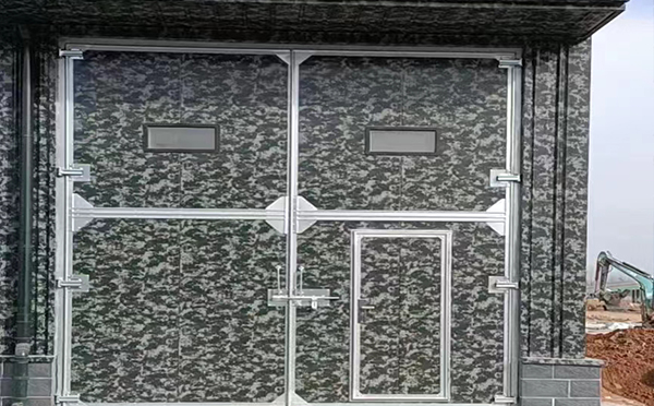 夏河工业平开门