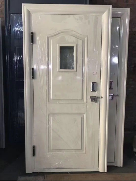 夏河学校教室门