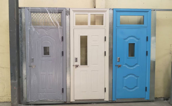 夏河学校教室门