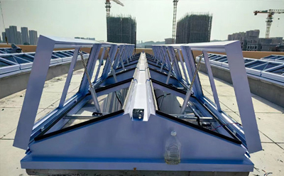 夏河排烟窗的设置要求