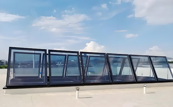 夏河排烟窗有效面积计算方法与应用