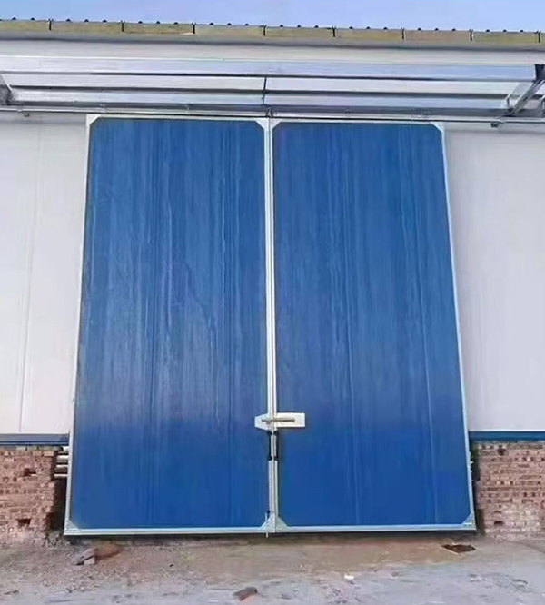 夏河工业门在大型仓储物流通道中的应用实例