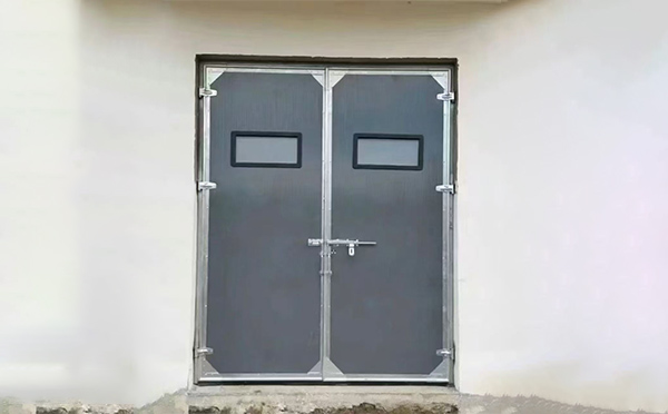 夏河工业门在高温作业区域的运行表现